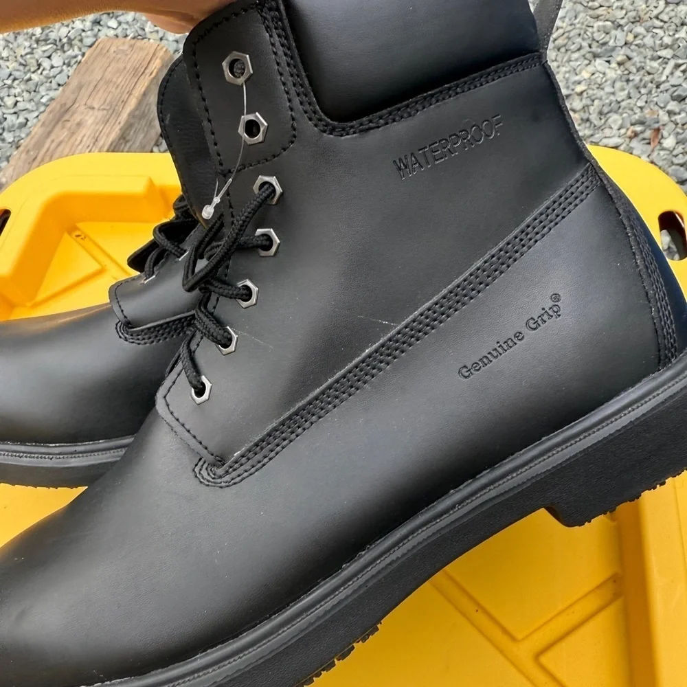 Genuine Grip 7160 Men’s Sz 13  Black Leather Work Boots with Sturdy Soles